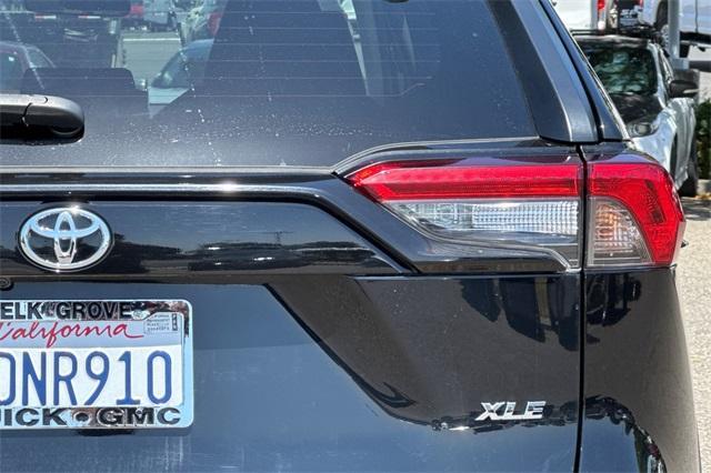 2022 Toyota RAV4 Vehicle Photo in ELK GROVE, CA 95757-8703