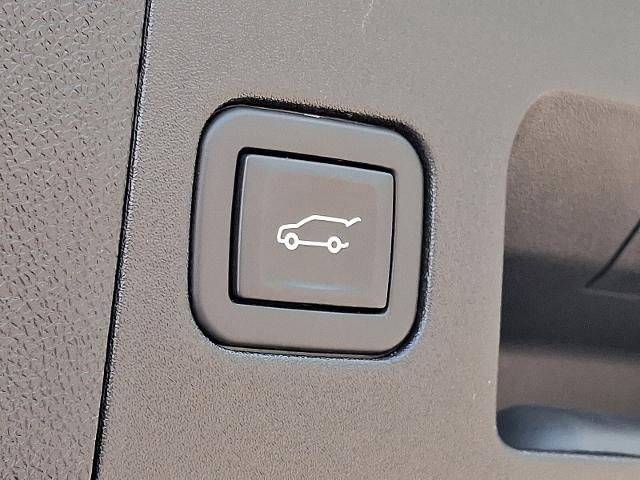 2023 Cadillac XT4 Vehicle Photo in TREVOSE, PA 19053-4984