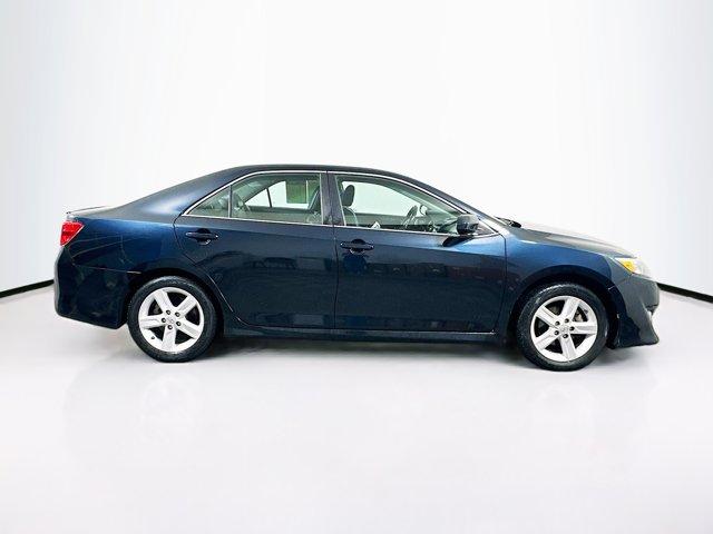 2014 Toyota Camry Vehicle Photo in Doylsetown, PA 18901