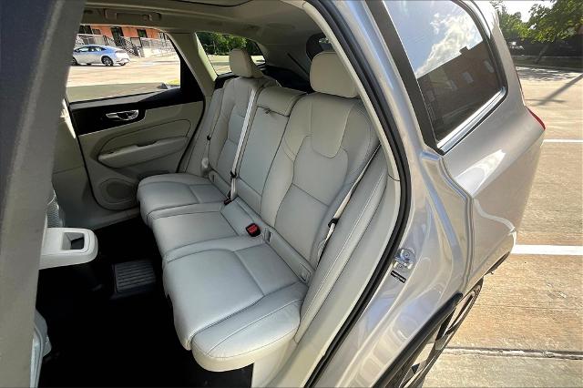 2025 Volvo XC60 Plug-In Hybrid Vehicle Photo in Houston, TX 77007