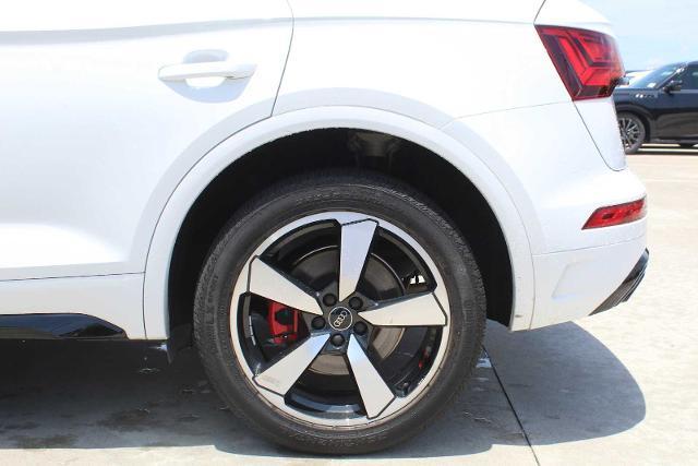 2024 Audi Q5 Vehicle Photo in HOUSTON, TX 77090