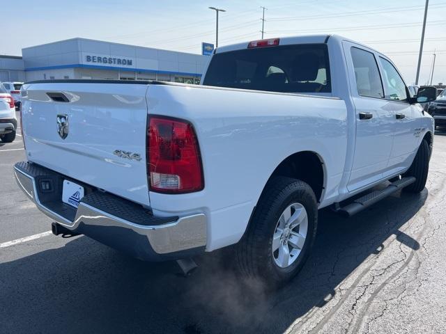 2019 Ram 1500 Classic Vehicle Photo in GREEN BAY, WI 54304-5303