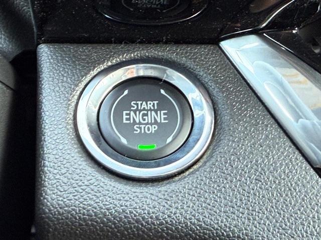 2025 Buick Envista Vehicle Photo in COLUMBIA, MO 65203-3903