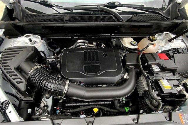 2023 GMC Acadia Vehicle Photo in TOPEKA, KS 66609-0000