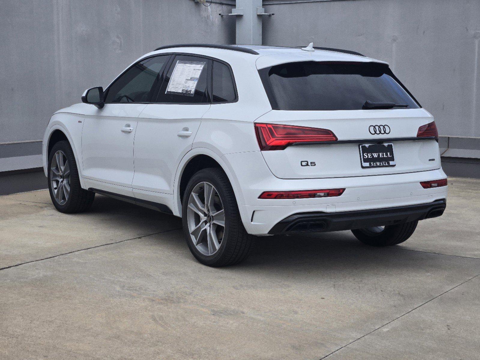 2025 Audi Q5 Vehicle Photo in SUGAR LAND, TX 77478