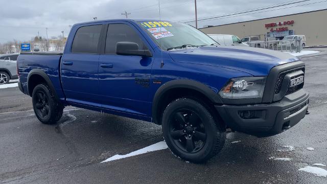 2019 Ram 1500 Classic Vehicle Photo in MOON TOWNSHIP, PA 15108-2571