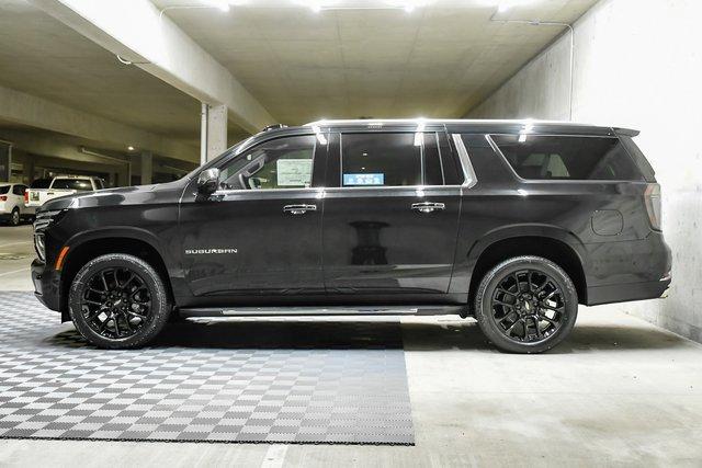 2025 Chevrolet Suburban Vehicle Photo in EVERETT, WA 98203-5662