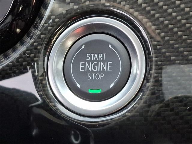 2025 Cadillac XT6 Vehicle Photo in ALLENTOWN, PA 18103-7399
