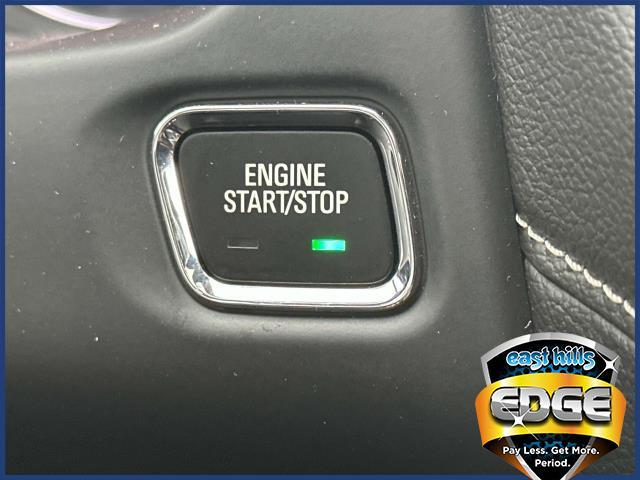 2022 GMC Acadia Vehicle Photo in Roslyn, NY 11576