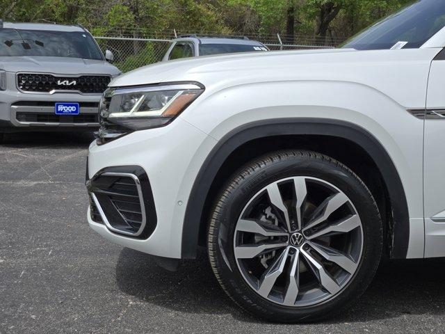 2023 Volkswagen Atlas Cross Sport Vehicle Photo in Decatur, TX 76234