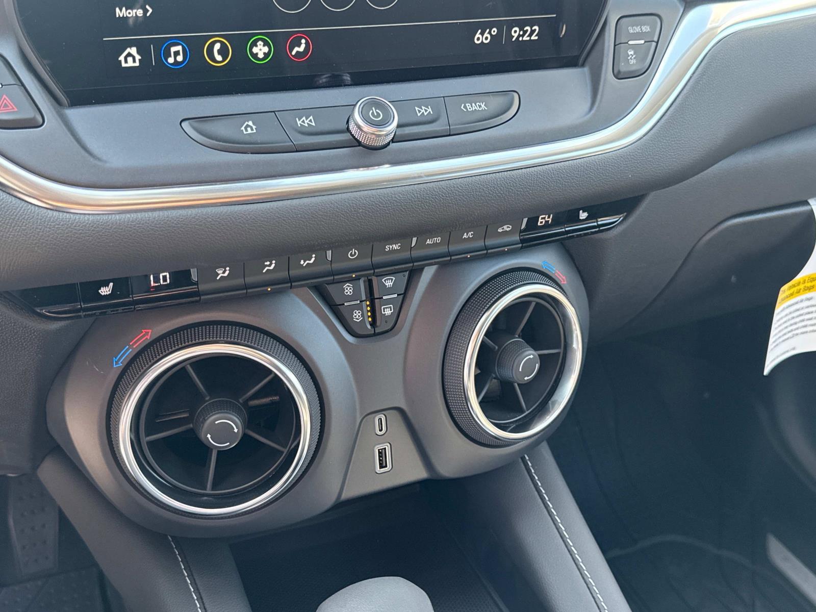 2025 Chevrolet Blazer Vehicle Photo in LOS ANGELES, CA 90007-3794