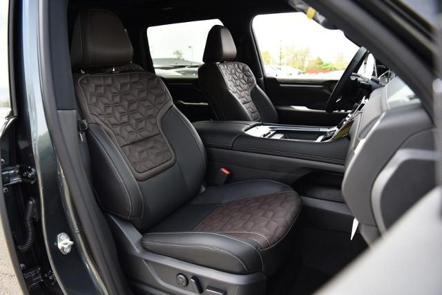 2025 Nissan Armada Vehicle Photo in Ballwin, MO 63011