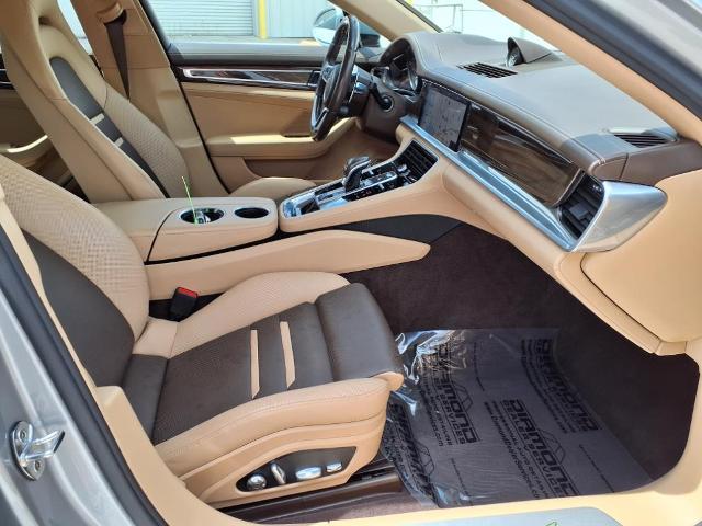 2019 Porsche Panamera Vehicle Photo in Tampa, FL 33612