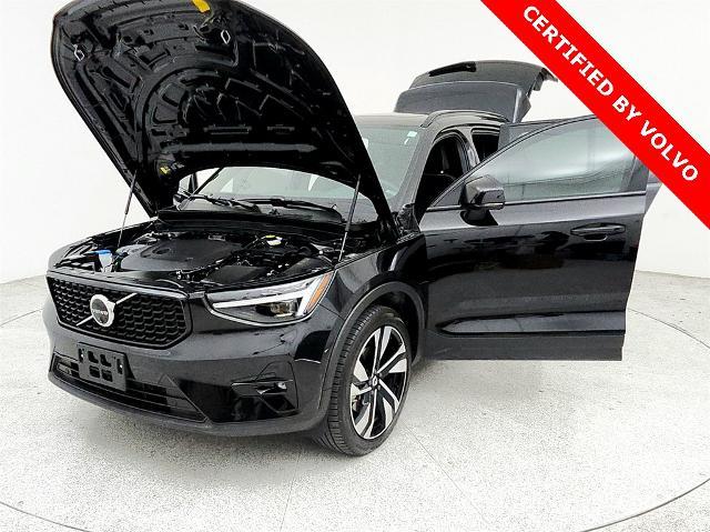 2024 Volvo XC40 Vehicle Photo in Grapevine, TX 76051