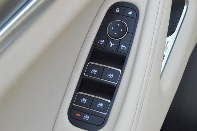 2025 INFINITI QX60 Vehicle Photo in Houston, TX 77090