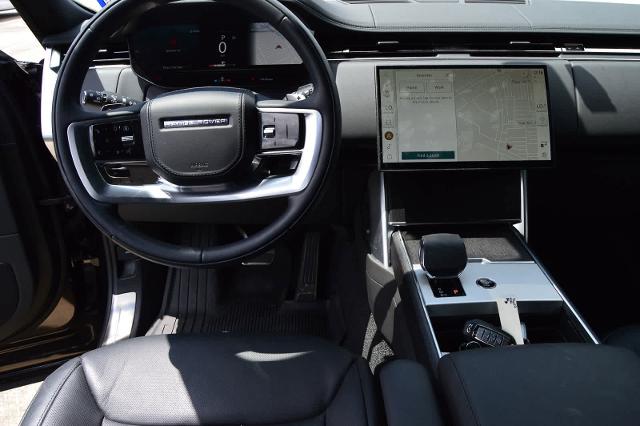 2025 Range Rover Vehicle Photo in Houston, TX 77090