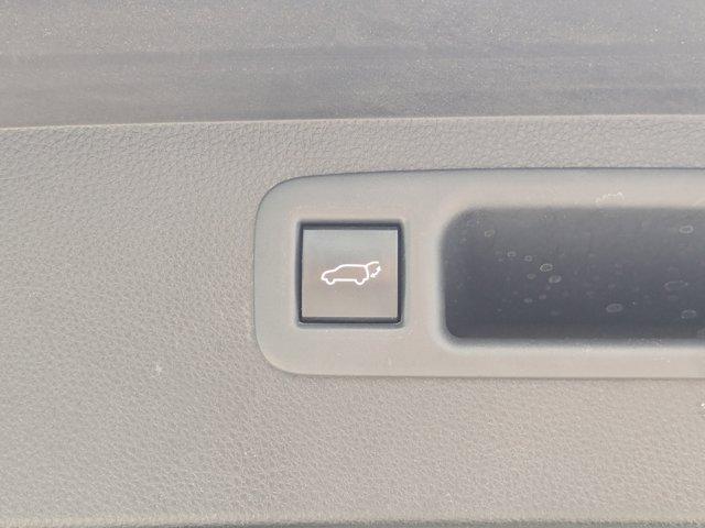 2021 Toyota Highlander Vehicle Photo in BRUNSWICK, GA 31525-1881