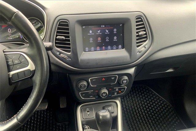 2021 Jeep Compass Vehicle Photo in KANSAS CITY, MO 64114-4545