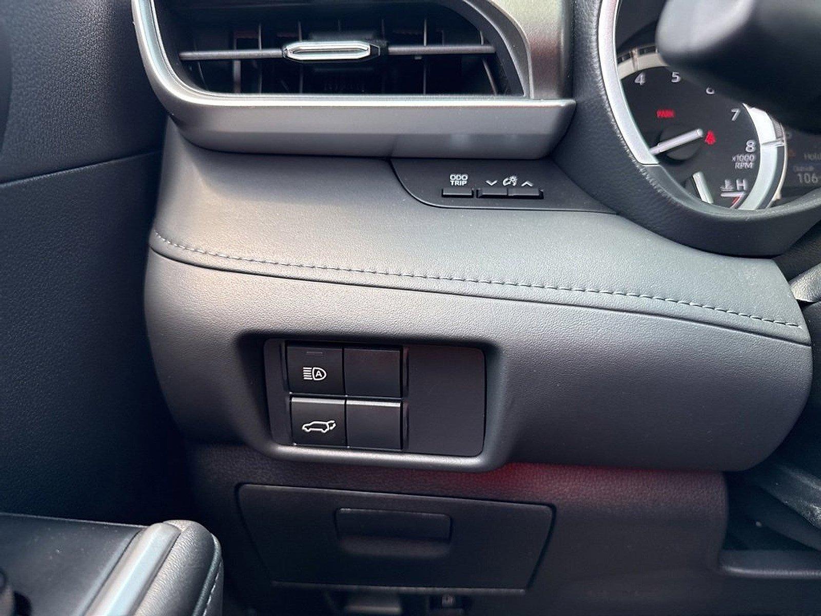 2022 Toyota Highlander Vehicle Photo in Harrisburg, PA 17111