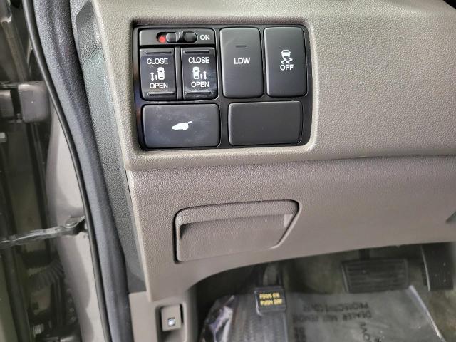 2014 Honda Odyssey Vehicle Photo in NEENAH, WI 54956-2243