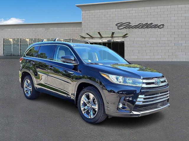 2019 Toyota Highlander Vehicle Photo in TREVOSE, PA 19053-4984
