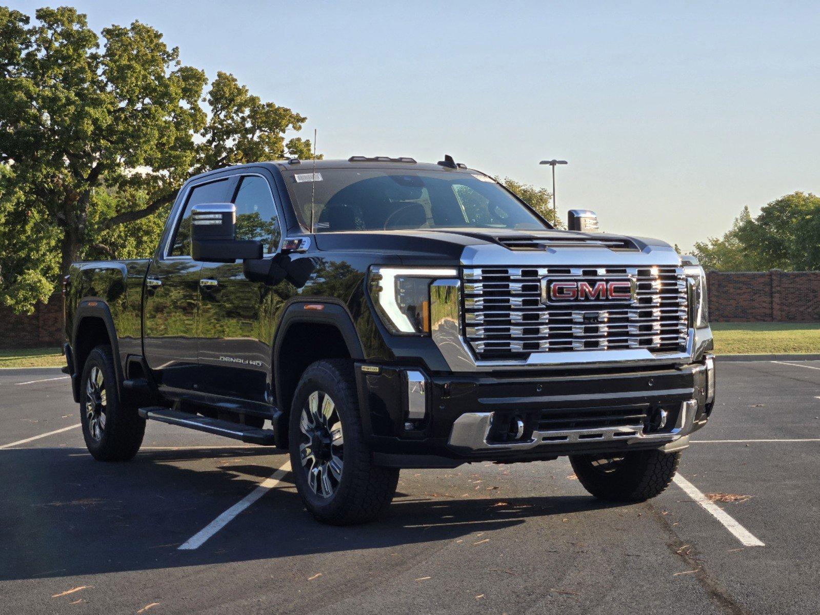 2025 GMC Sierra 2500 HD Vehicle Photo in DALLAS, TX 75209-3016