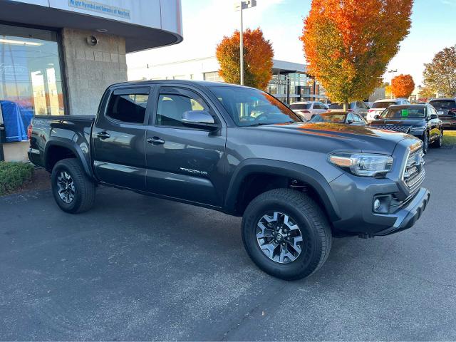 Used 2017 Toyota Tacoma TRD Off Road with VIN 3TMCZ5AN0HM080810 for sale in Wexford, PA