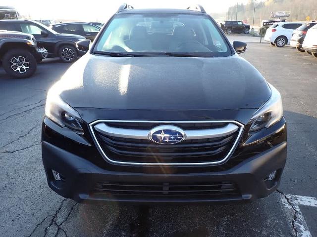 2020 Subaru Outback Vehicle Photo in ZELIENOPLE, PA 16063-2910