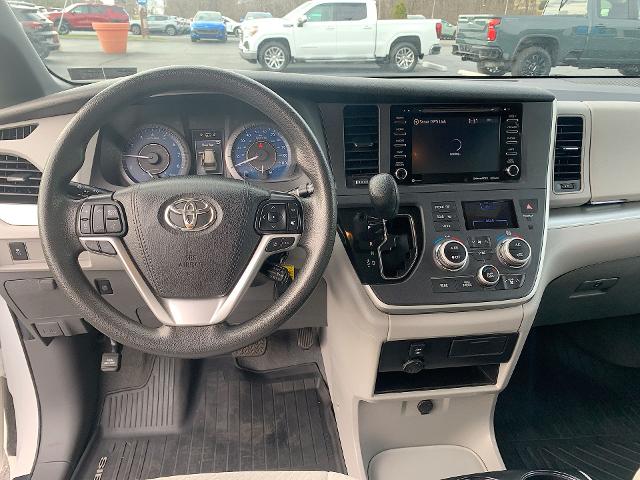 2020 Toyota Sienna Vehicle Photo in MOON TOWNSHIP, PA 15108-2571