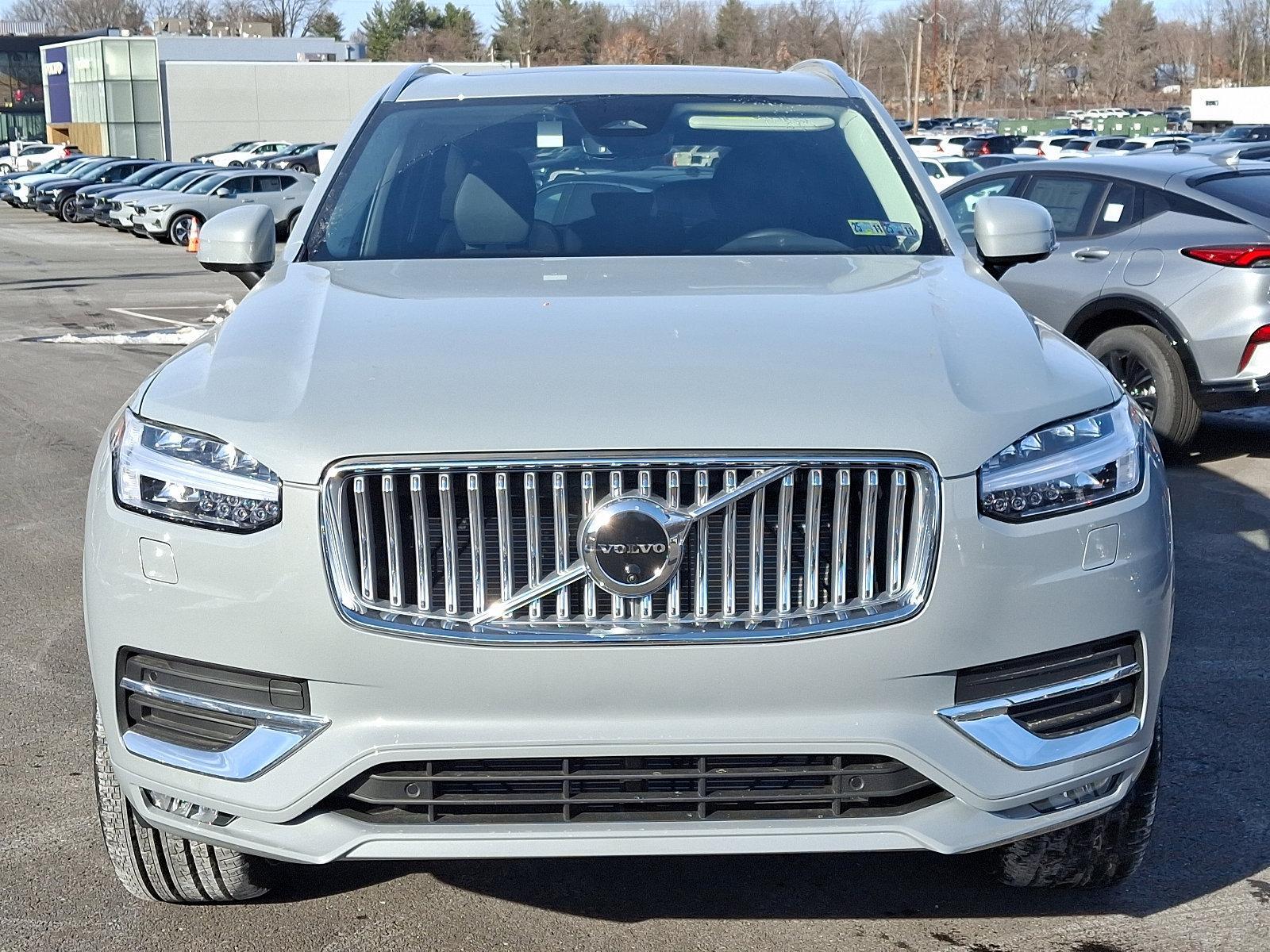 2025 Volvo XC90 Vehicle Photo in Trevose, PA 19053