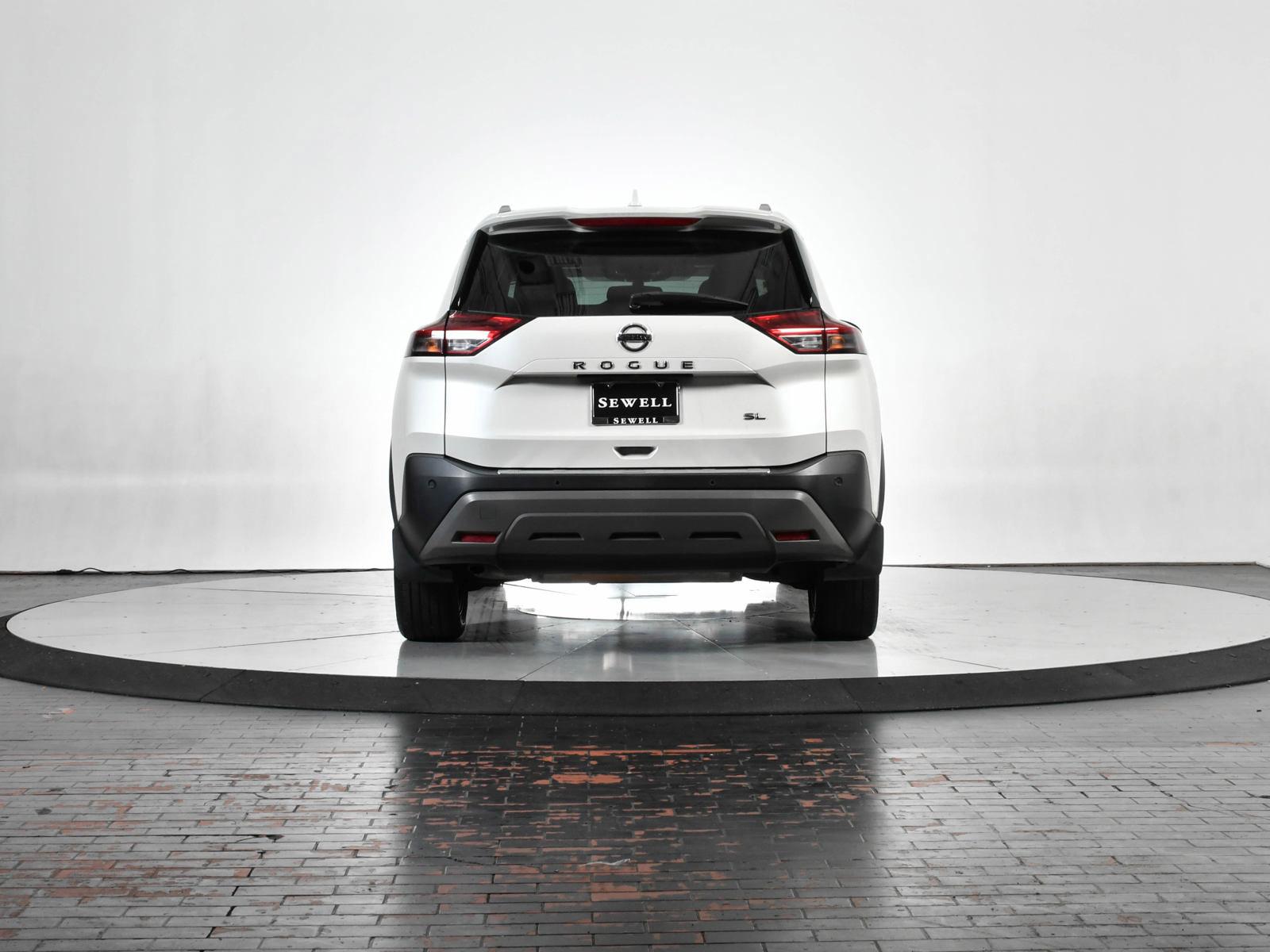 2021 Nissan Rogue Vehicle Photo in DALLAS, TX 75235