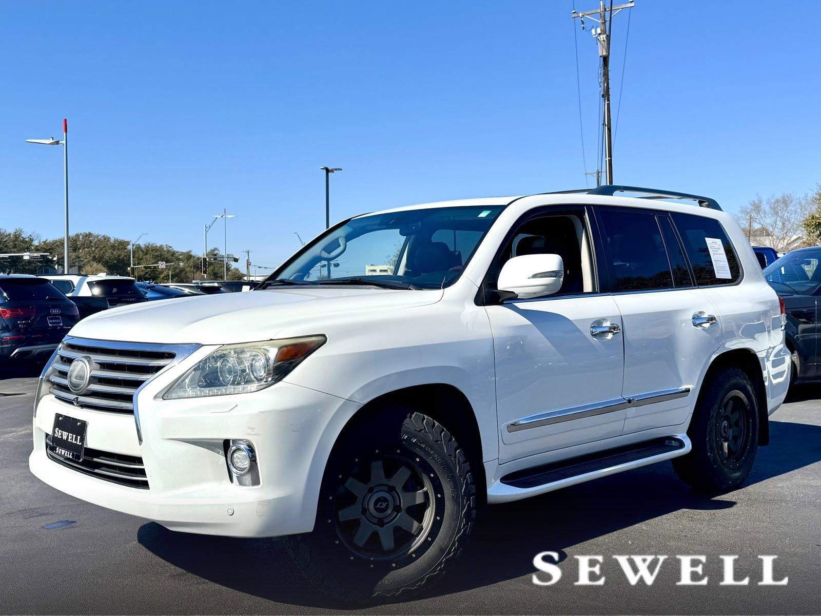 2014 Lexus LX 570 Vehicle Photo in DALLAS, TX 75209-3016