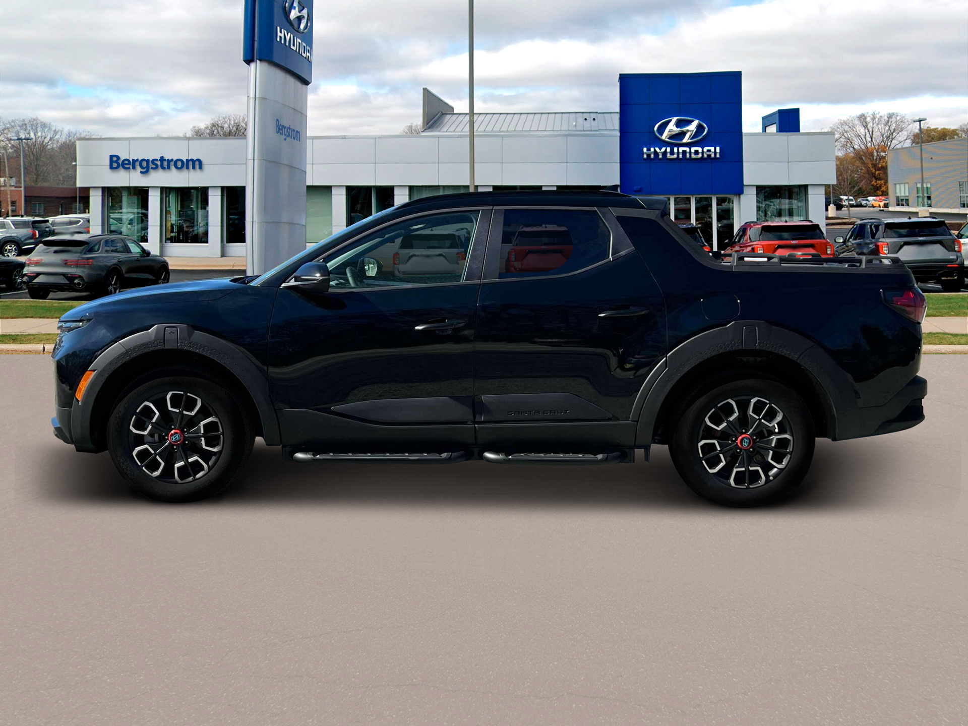 2024 Hyundai SANTA CRUZ Vehicle Photo in Green Bay, WI 54304