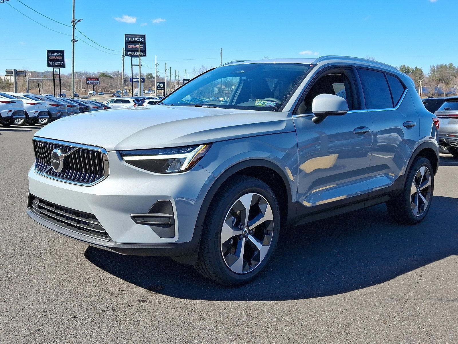 2025 Volvo XC40 Vehicle Photo in Trevose, PA 19053