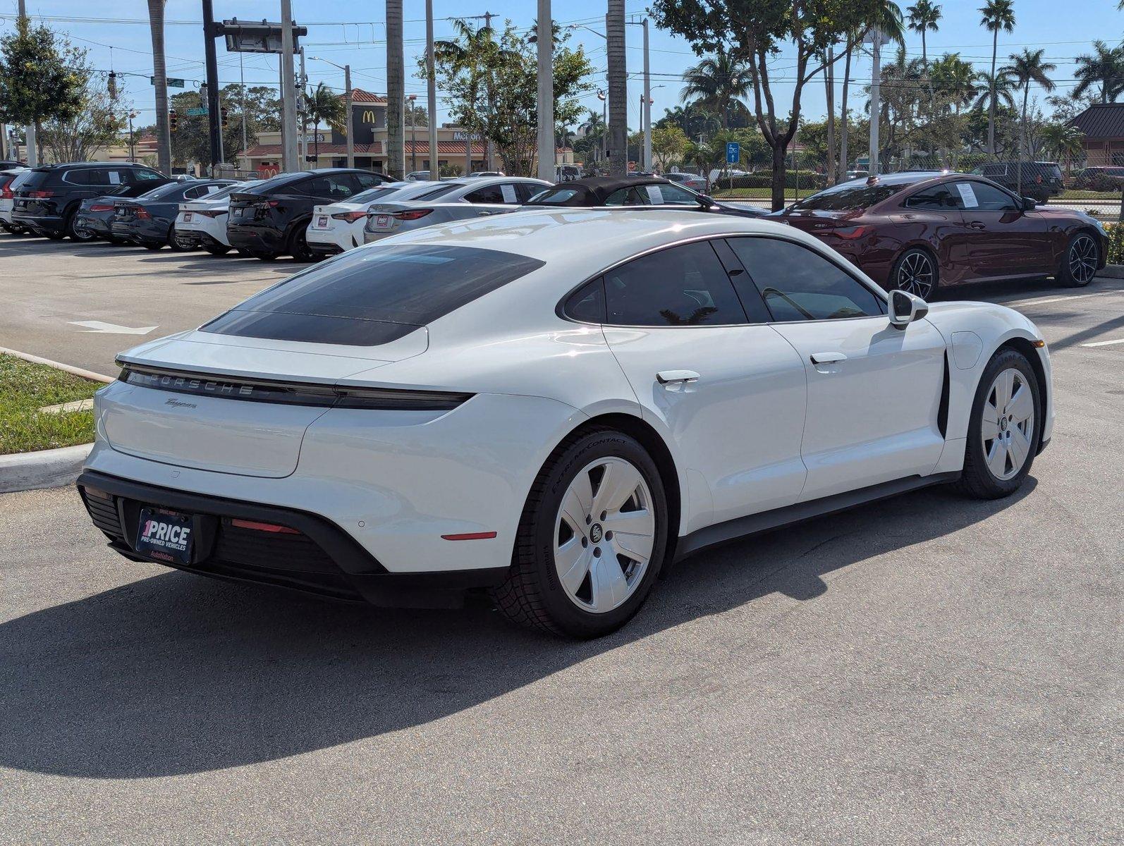 2022 Porsche Taycan Vehicle Photo in Maitland, FL 32751