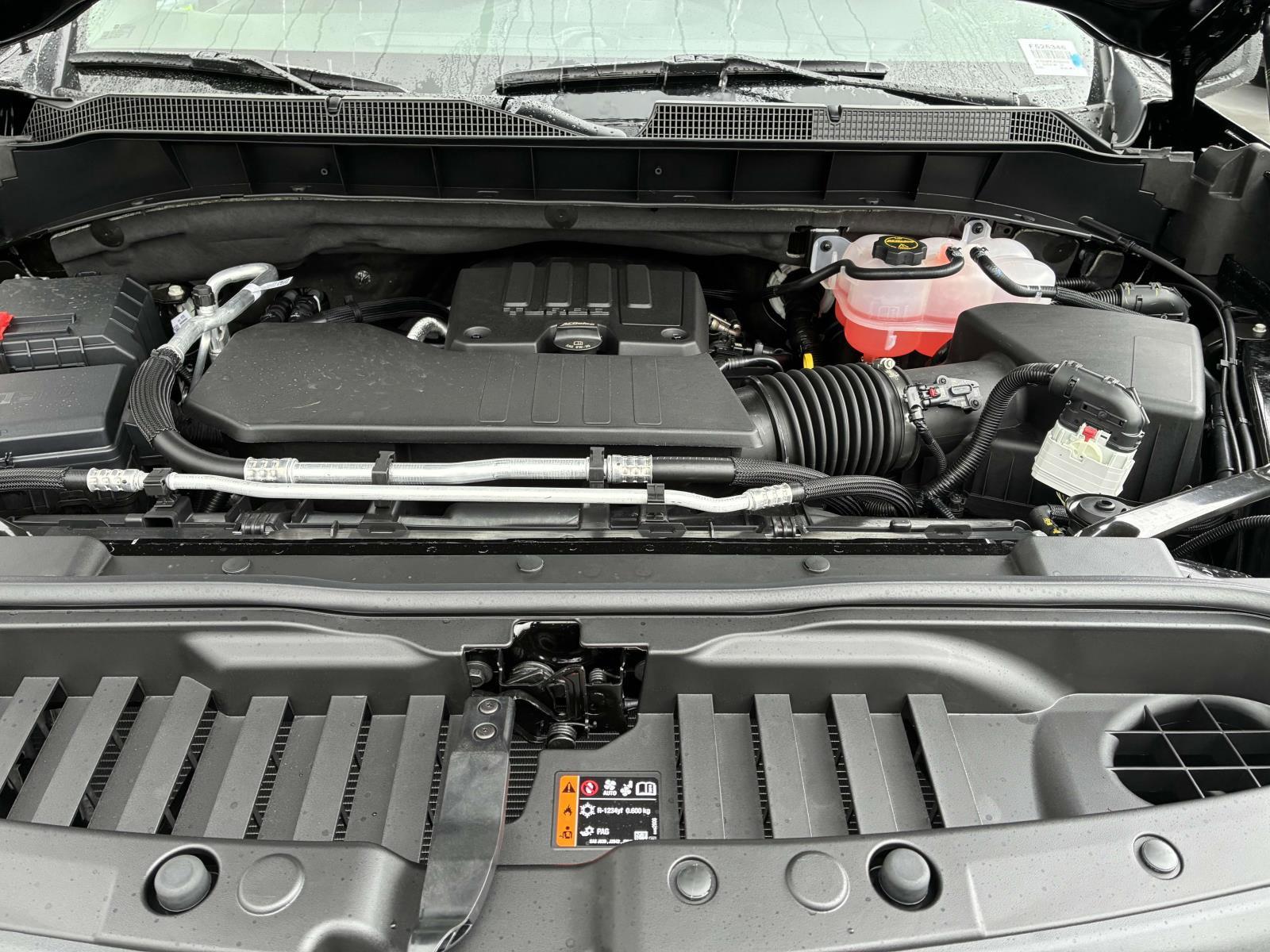 2025 Chevrolet Silverado 1500 Vehicle Photo in LOS ANGELES, CA 90007-3794