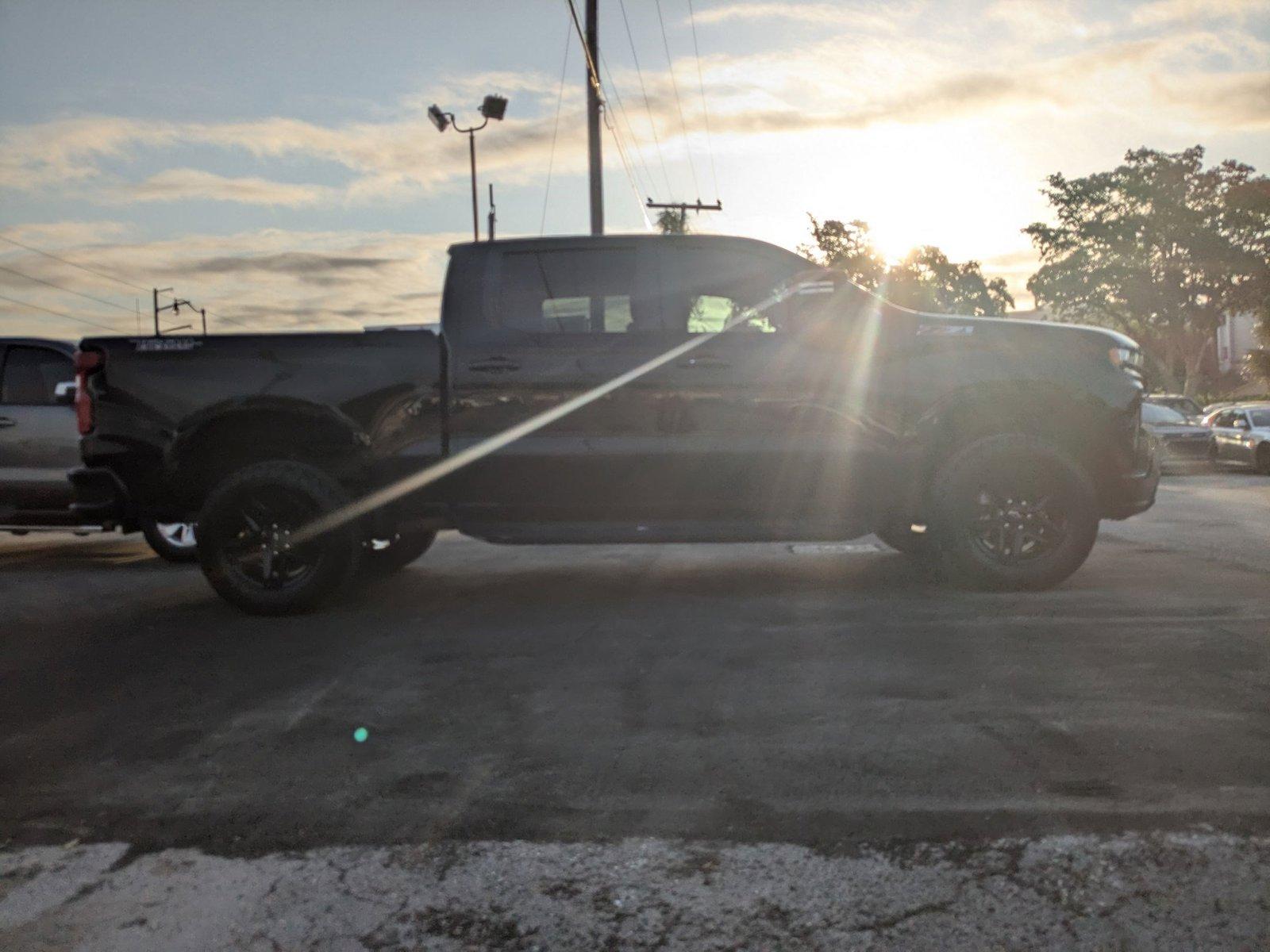 2021 Chevrolet Silverado 1500 Vehicle Photo in MIAMI, FL 33134-2699