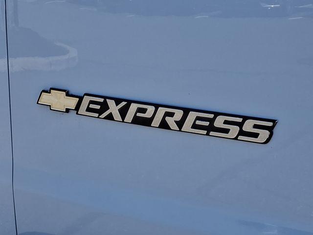 2022 Chevrolet Express Cargo 2500 Vehicle Photo in DANBURY, CT 06810-5034