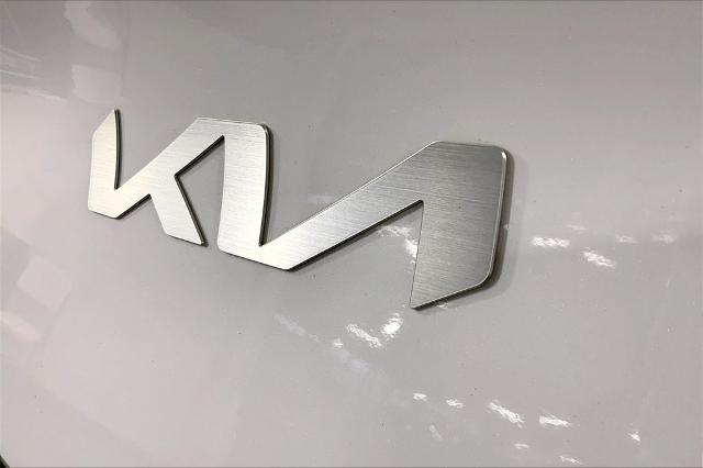 2024 Kia Sportage Vehicle Photo in Lees Summit, MO 64086