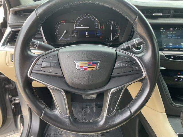 2019 Cadillac XT5 Vehicle Photo in MEDINA, OH 44256-9631
