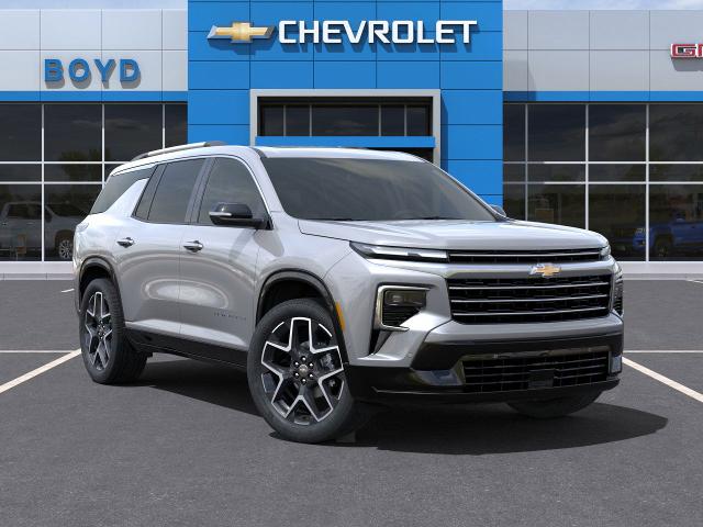 2025 Chevrolet Traverse Vehicle Photo in EMPORIA, VA 23847-1235
