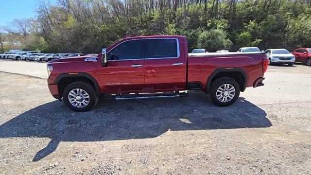 2020 GMC Sierra 2500 HD Vehicle Photo in Pleasant Hills, PA 15236