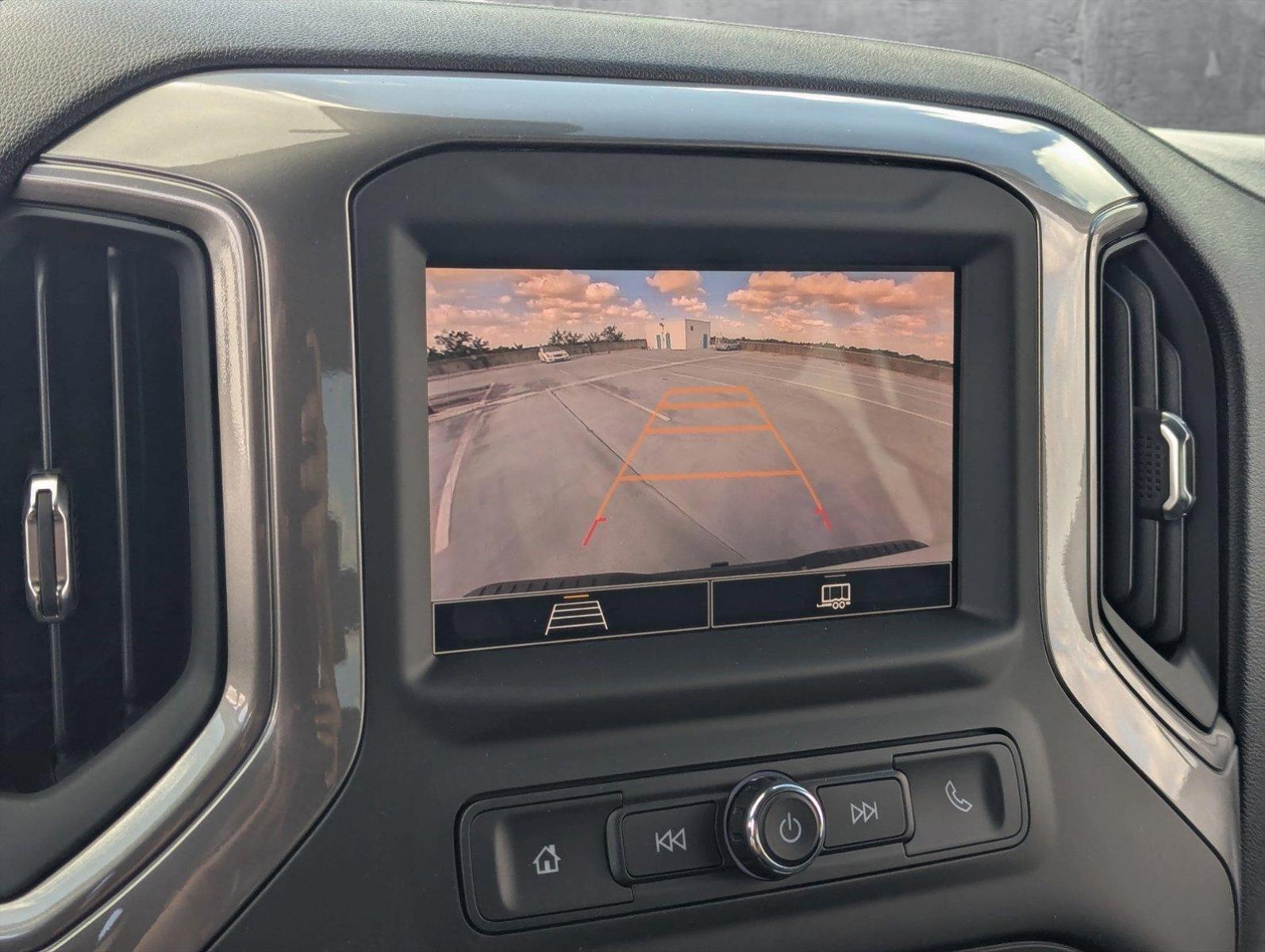2025 Chevrolet Silverado 2500 HD Vehicle Photo in PEMBROKE PINES, FL 33024-6534