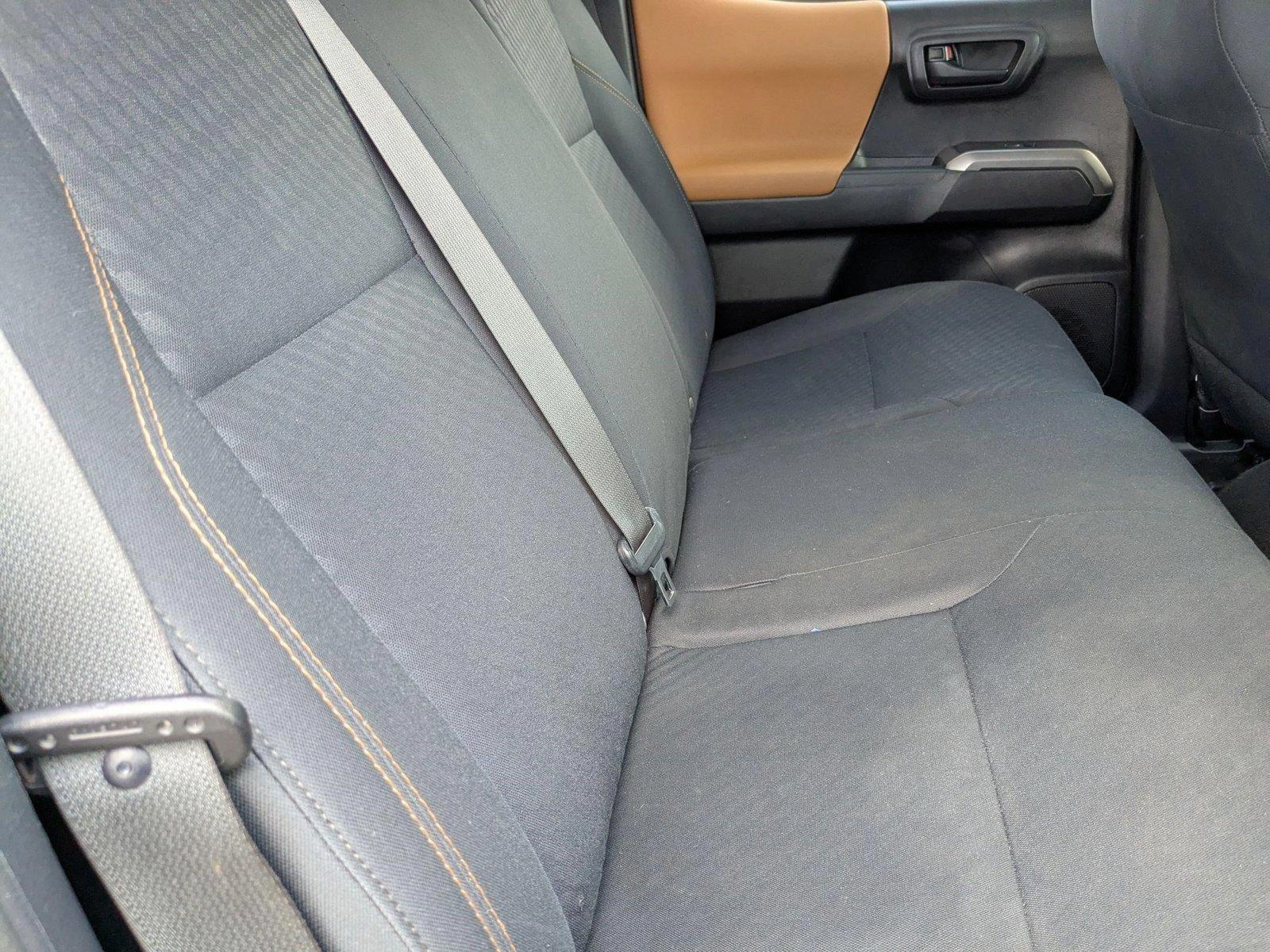 2020 Toyota Tacoma 2WD Vehicle Photo in Miami, FL 33015