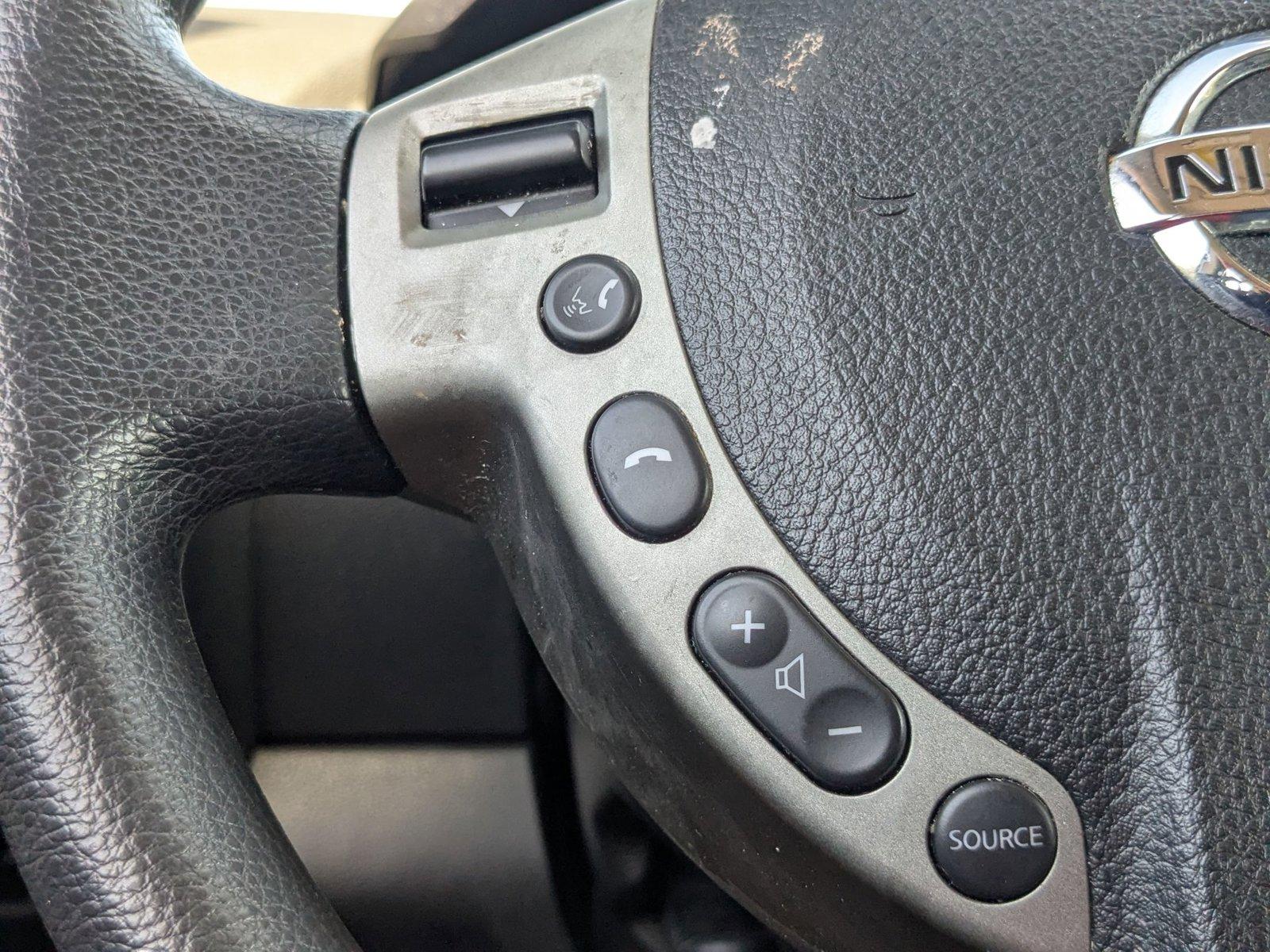 2015 Nissan Rogue Select Vehicle Photo in St. Petersburg, FL 33713