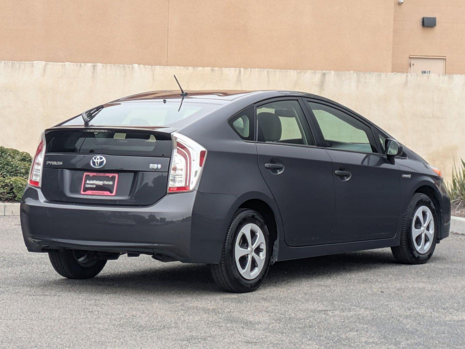 2013 Toyota Prius Vehicle Photo in Valencia, CA 91355-1794
