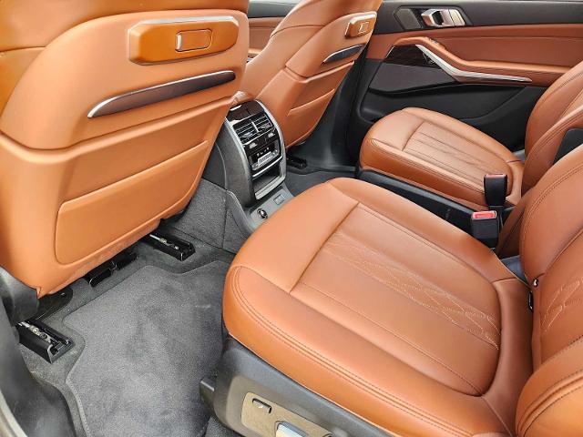 2025 BMW X7 M60i Vehicle Photo in PLANO, TX 75024