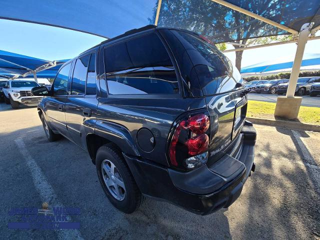 2003 Chevrolet Trailblazer Vehicle Photo in DENTON, TX 76210-9321