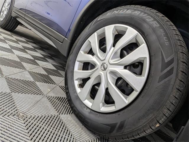 2017 Nissan Rogue Vehicle Photo in ENGLEWOOD, CO 80113-6708