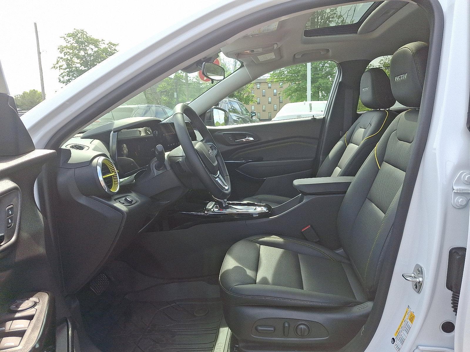 2025 Chevrolet Trax Vehicle Photo in Trevose, PA 19053